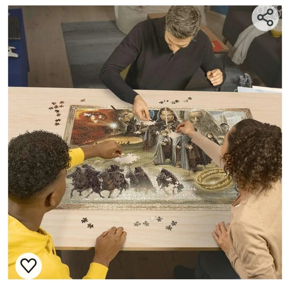 Ravensburger Lord of the Rings Puzzle - Blue, Gold, Black - Picture 3 of 5